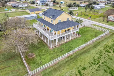 1216 Overton Avenue, Port Bolivar, TX 77650 - Photo 48