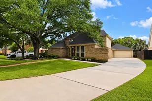 1607 Durfey Ln, Katy, TX 77449 - Photo 4