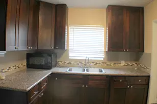 1910 Alta Vista St, Houston, TX 77023 - Photo 8