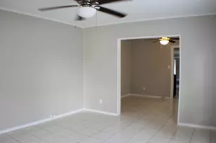 1910 Alta Vista St, Houston, TX 77023 - Photo 4
