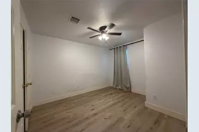 5915 Shining Leaf Court, Katy, TX 77449 - Photo 20