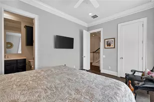 1513 Cunningham Parc Ln, Houston, TX 77055 - Photo 22