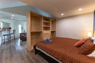 2010 Caplin St, Houston, TX 77026 - Photo 4