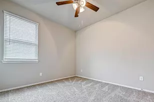 14122 Silver Falls Ct, Conroe, TX 77384 - Photo 16