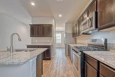 14122 Silver Falls Court, Conroe, TX 77384 - Photo 10