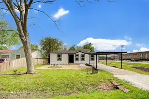 7402 Elbridge Ln, Deer Park, TX 77536 - Photo 2