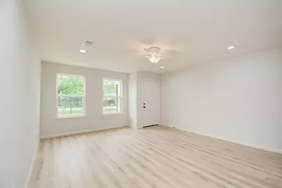 7402 Elbridge Lane, Deer Park, TX 77536 - Photo 14