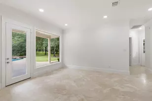 39 W Bracebridge Cir, The Woodlands, TX 77382 - Photo 14