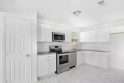 6721 Madrid Street, Houston, TX 77021 - Photo 8
