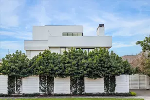 2114 Potomac Dr, Houston, TX 77057 - Photo 2