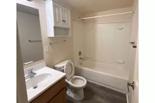 516 Laredo, Navasota, TX 77868 - Photo 8