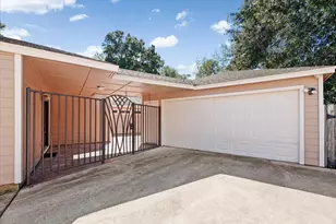 2214 Lakeville Dr, Kingwood, TX 77339 - Photo 42