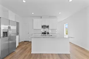 1418 Angelfish, Iowa Colony, TX 77583 - Photo 6