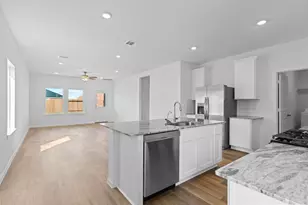 1418 Angelfish, Iowa Colony, TX 77583 - Photo 8