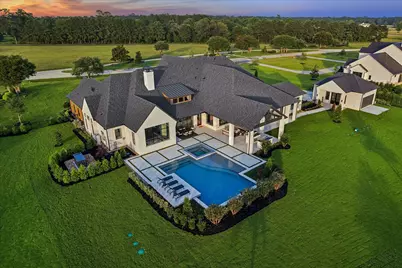 2020 Stallion Lakes Avenue, Hockley, TX 77447 - Photo 4
