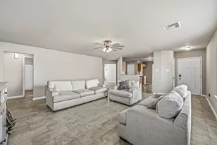 14306 Darrah Dr, Houston, TX 77090 - Photo 8