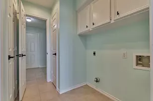 2109 Gunwale Cir, Willis, TX 77318 - Photo 6
