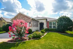 527 Monterry Oaks Dr, Richmond, TX 77469 - Photo 1
