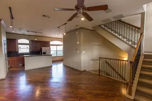 2723 La Branch St, Houston, TX 77004 - Photo 2