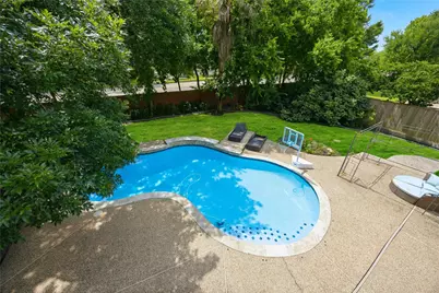7610 Guinevere Drive, Sugar Land, TX 77479 - Photo 38