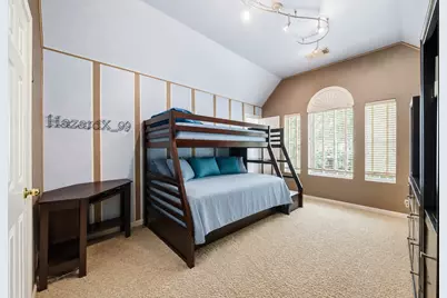 7610 Guinevere Drive, Sugar Land, TX 77479 - Photo 32