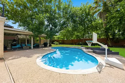 7610 Guinevere Drive, Sugar Land, TX 77479 - Photo 40