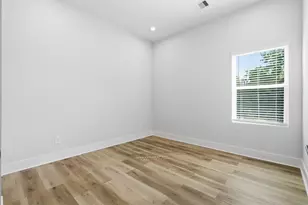 2304 Hoskins Dr, Houston, TX 77080 - Photo 24