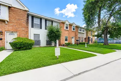 6723 Tarnef Drive #723, Houston, TX 77074 - Photo 2