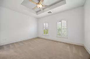4523 Maple St, Bellaire, TX 77401 - Photo 26