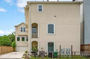 765 Grove St, Houston, TX 77020 - Photo 2