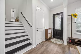 1007 E 32nd St, Houston, TX 77022 - Photo 1