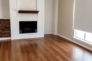 10518 Quail Ridge Ln, Sugar Land, TX 77498 - Photo 6