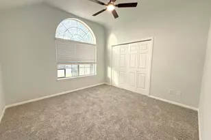 7506 Broken Arrow St, Baytown, TX 77521 - Photo 24