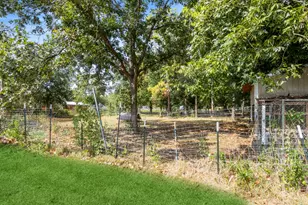 12802 Manor Dr, Brookside, TX 77581 - Photo 42