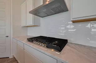 13415 Golden Isle Dr, Texas City, TX 77568 - Photo 16