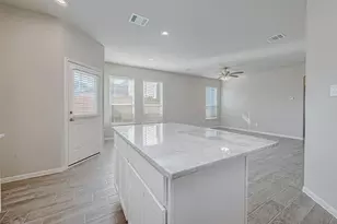 206 Colonnade Reflection Dr, Crosby, TX 77532 - Photo 16