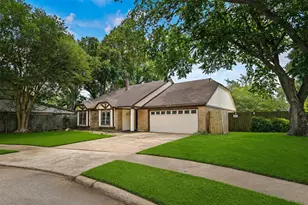 1011 Western Meadows Dr, Katy, TX 77450 - Photo 2