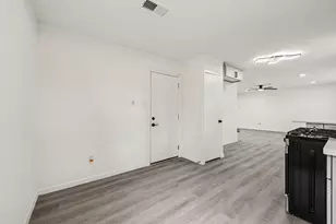 7607 Grape St, Houston, TX 77074 - Photo 24