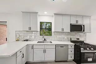 7607 Grape St, Houston, TX 77074 - Photo 10