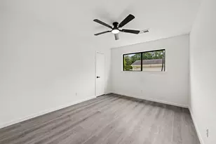 7607 Grape St, Houston, TX 77074 - Photo 16