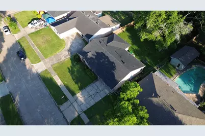 7607 Grape Street, Houston, TX 77074 - Photo 32