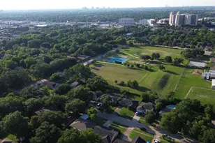 7607 Grape St, Houston, TX 77074 - Photo 40