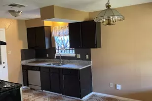 4751 E Ridge Creek Dr, Houston, TX 77053 - Photo 6