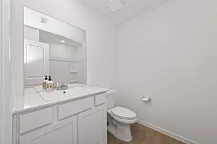 10814 Red Orchid Dr, Houston, TX 77016 - Photo 22