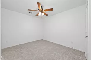 10814 Red Orchid Dr, Houston, TX 77016 - Photo 30