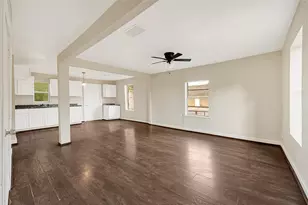 7526 Bywood St, Houston, TX 77028 - Photo 4
