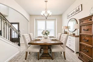 405 Lake Line Dr, Alvin, TX 77511 - Photo 4