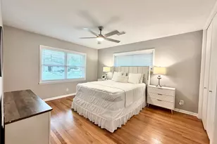 4027 Martinshire Dr, Houston, TX 77025 - Photo 20