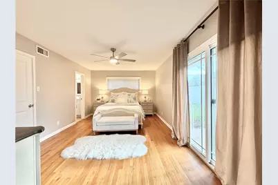 4027 Martinshire Drive, Houston, TX 77025 - Photo 16