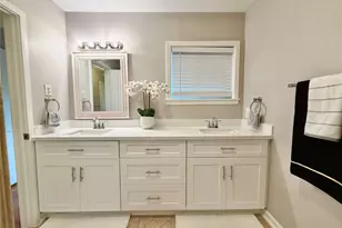 4027 Martinshire Dr, Houston, TX 77025 - Photo 22